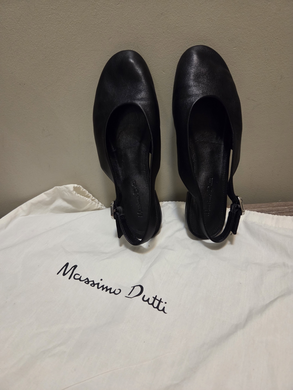 Massimo Dutti Black Leather Slingback Flats - Picture 2 of 4